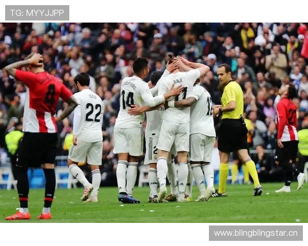 皇马结构失衡导致比赛节奏波动，阵容优势未能充分体现，赛季表现受限